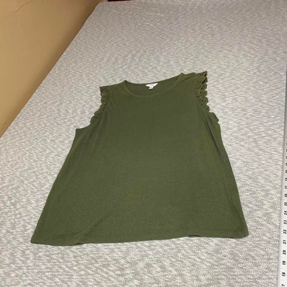 Time and Tru green sleeveless top with ruffled shoulders women XXL(20). SKU-B566